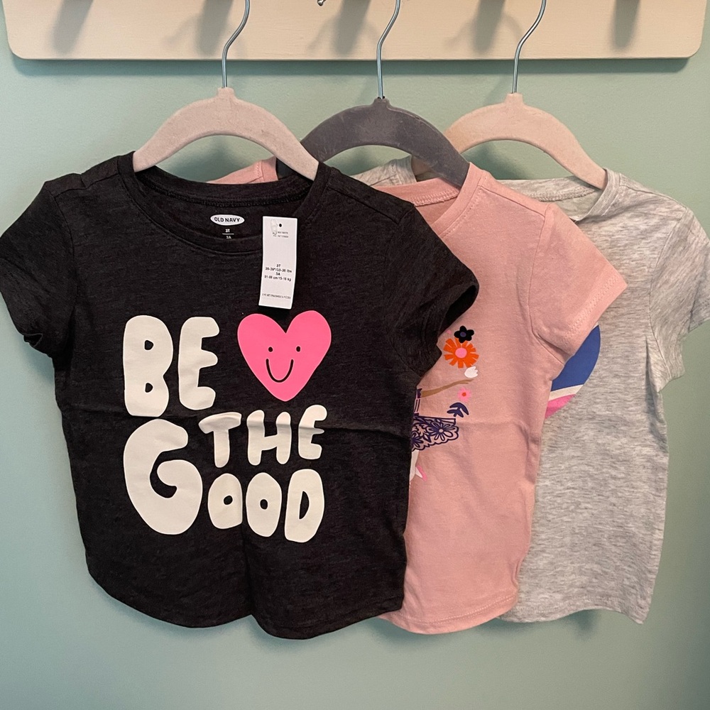 Bundle of Old Navy T-shirts